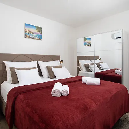 Pu La La Free Private Parking *