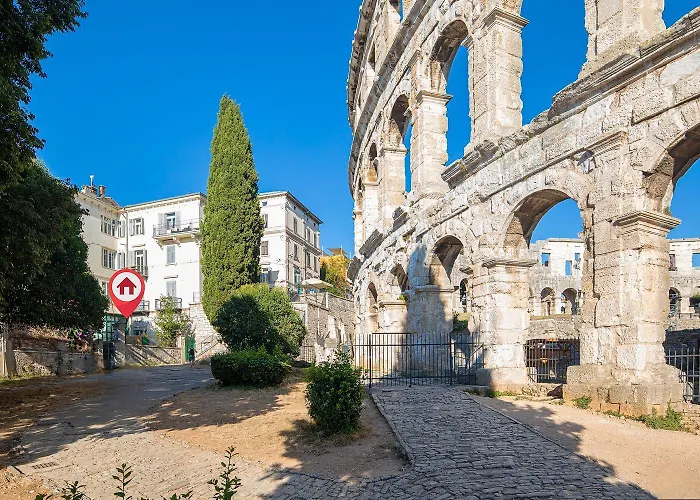 Pu La La Free Private Parking