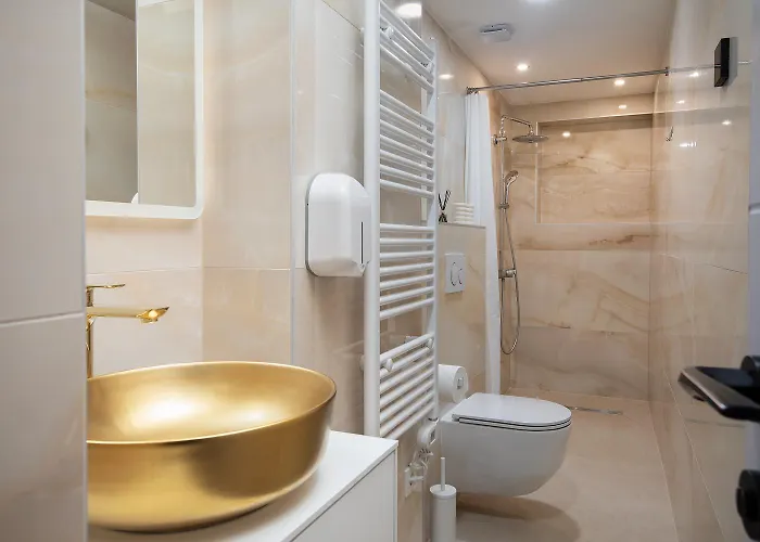 Pu La La Free Private Parking Apartman Póla